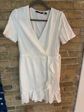 Vero Moda White Ruffle Wrap Mini Dress — Size Small